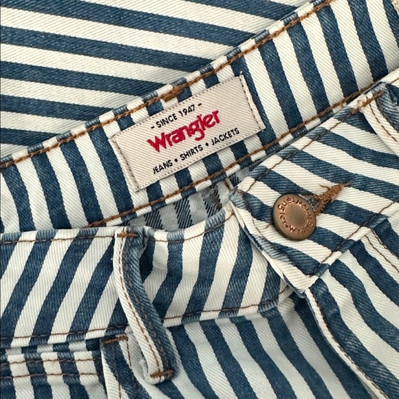 Wrangler Blue and White Fierce Flare Jeans - Picture 5 of 6